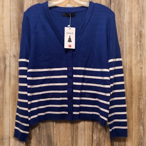 NWT Women’s Blue/White V Neck 5 Button Front Long Sleeve Knit Cardigan Size L - Picture 5 of 5